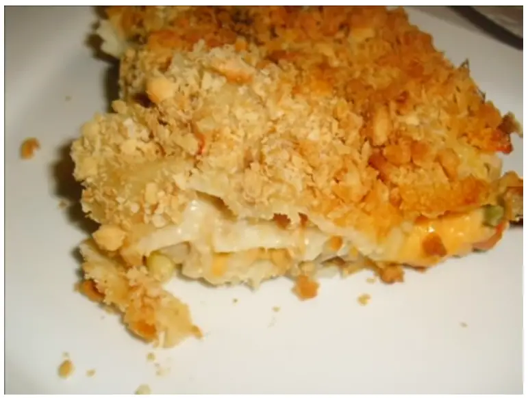 This tuna noodle casserole recipe is quick and easy. You must give this tuna recipe a try. It'll be a hit with your family.