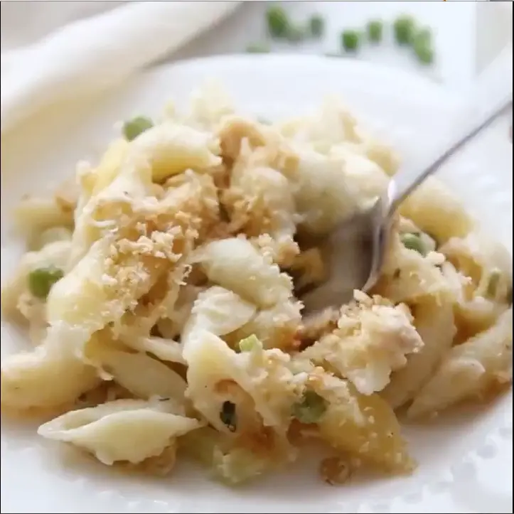 With a 10 minute prep time, this delicious quick and easy tuna noodle casserole recipe can be prepared and on  your table in under 30 minutes.